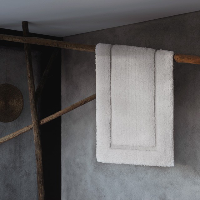 Use to bath rugs & mats