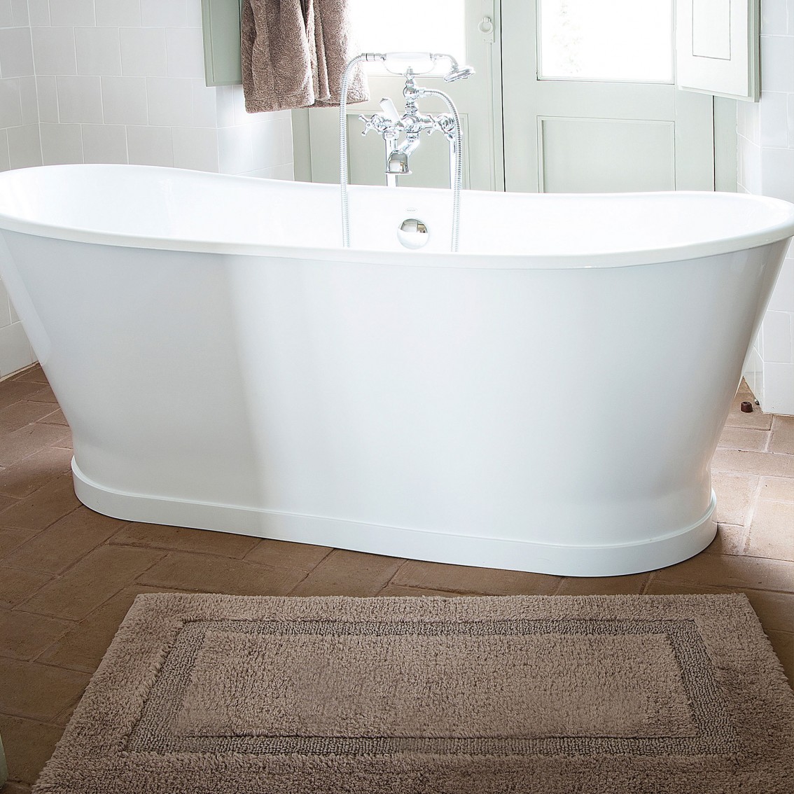 CLASSIC BATH RUG CLASSIC BATH RUG