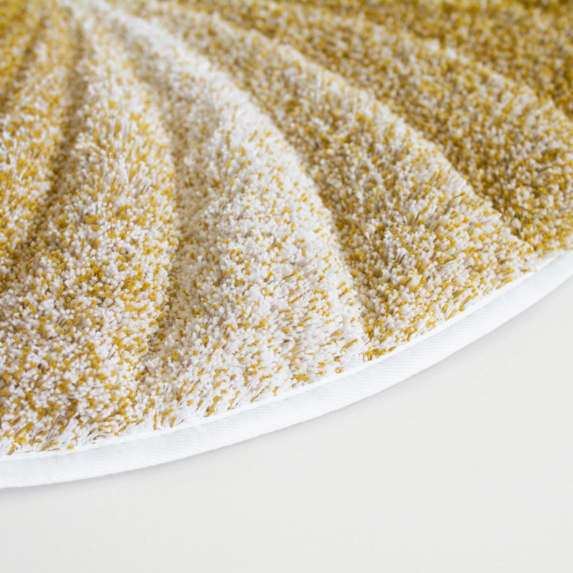 SEASHELL BATH RUG SEASHELL BATH RUG