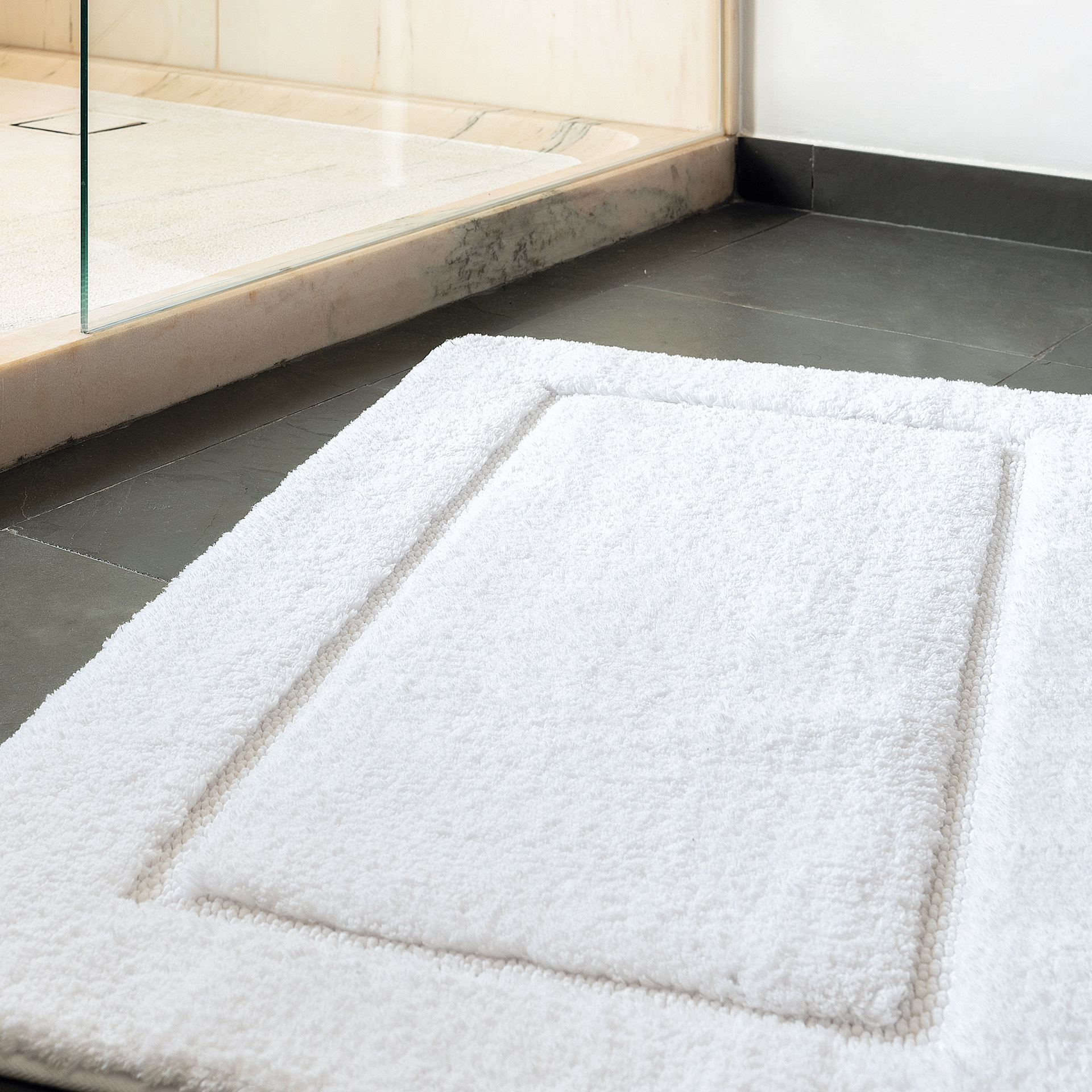 EGOIST BATH RUG