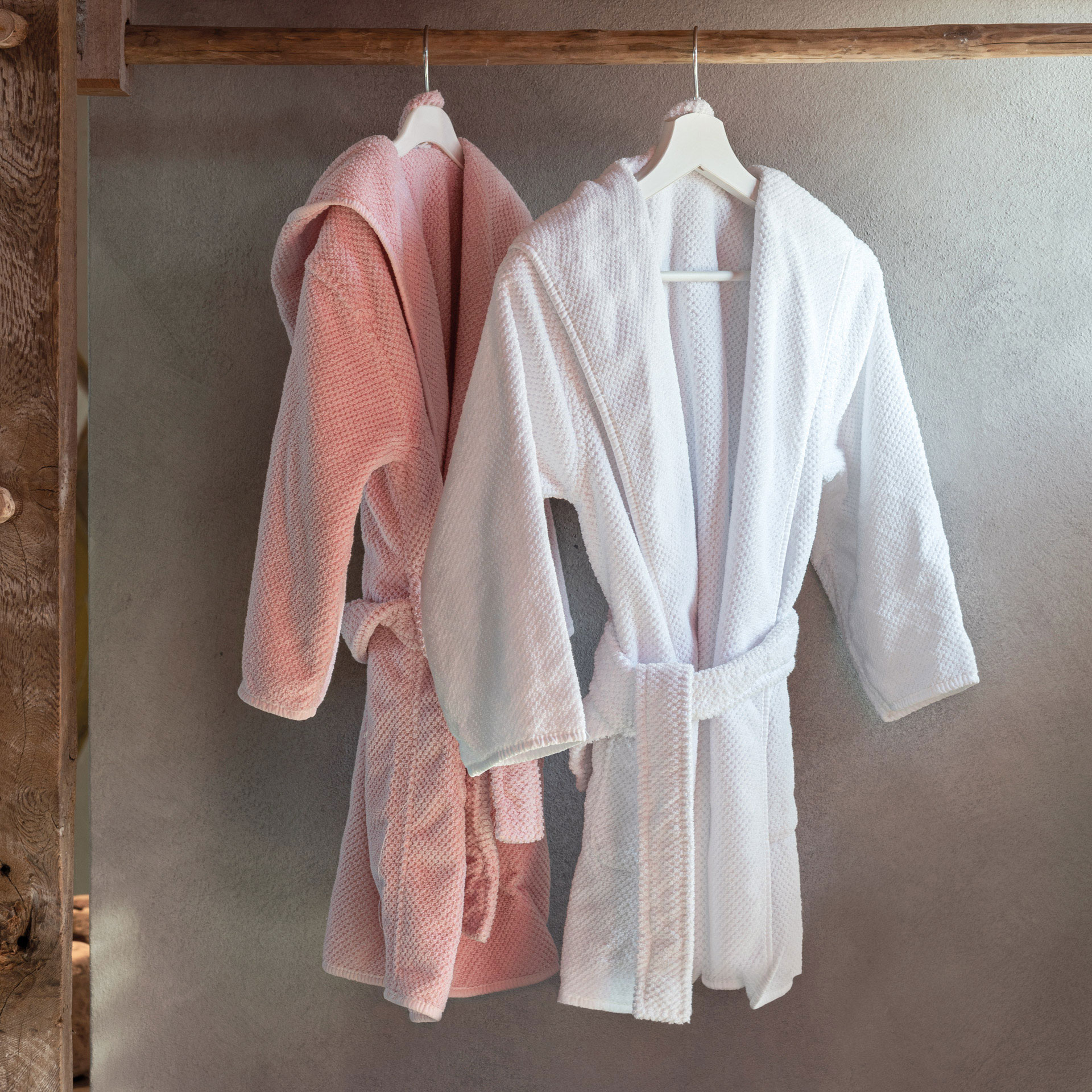 BEE WAFFLE KIDS BATH ROBE