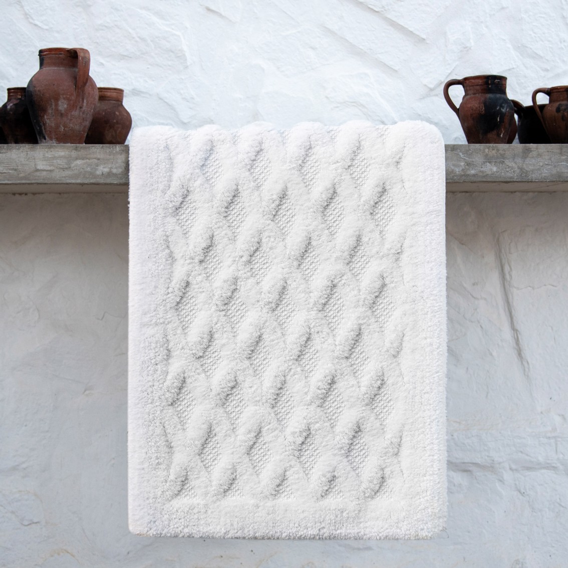 DIAMANTE BATH RUG