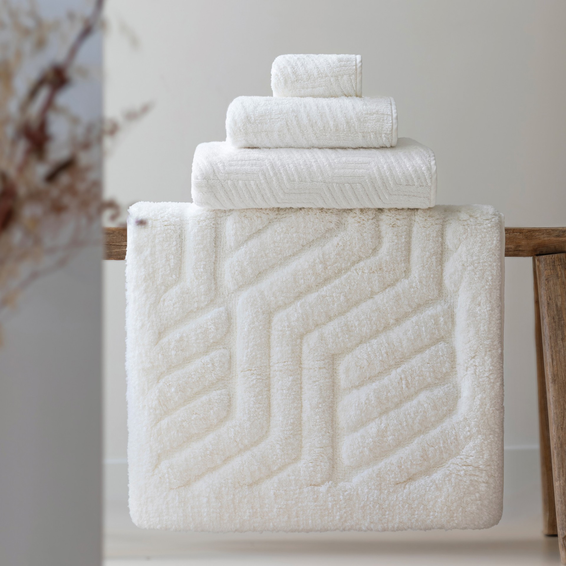 VILLARI BATH RUG