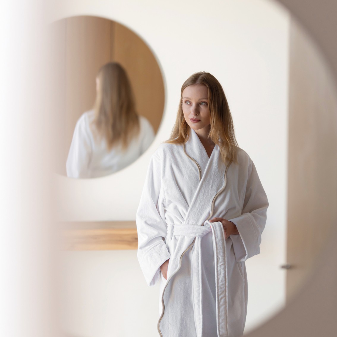 PORTOBELLO SCALLOPED BATH ROBE PORTOBELLO SCALLOPED BATH ROBE