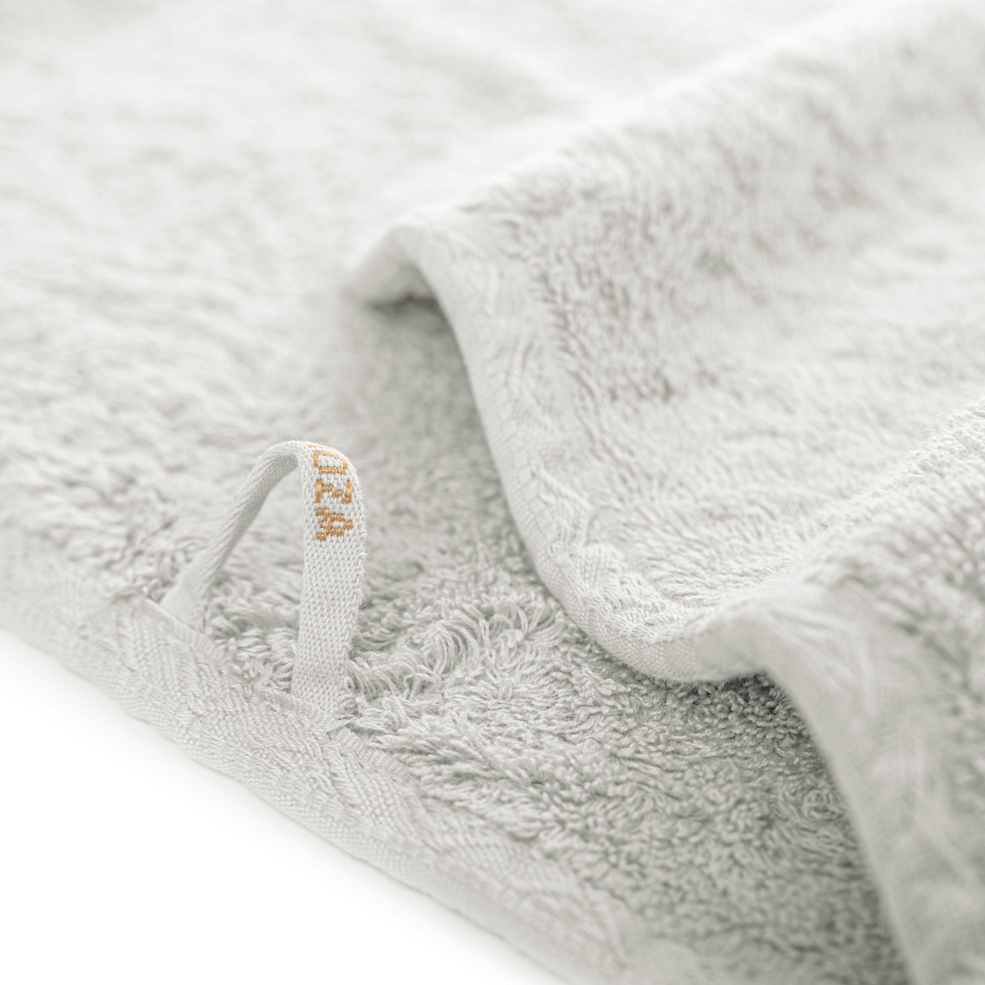 GRAND EGOIST TOWELS