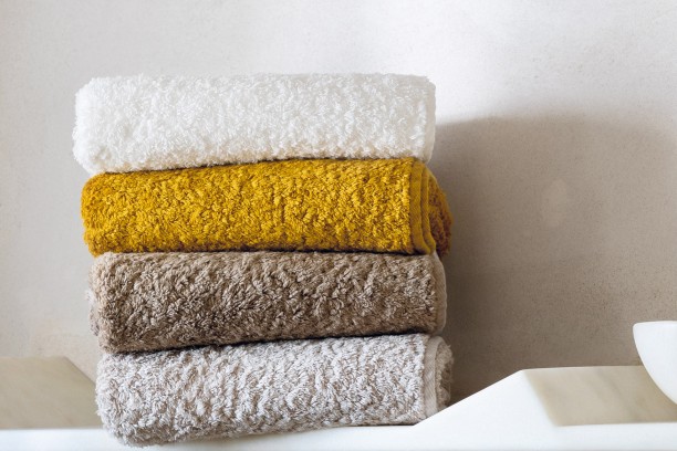 Cómo Mantener Suaves las Batas de Baño y las Toallas