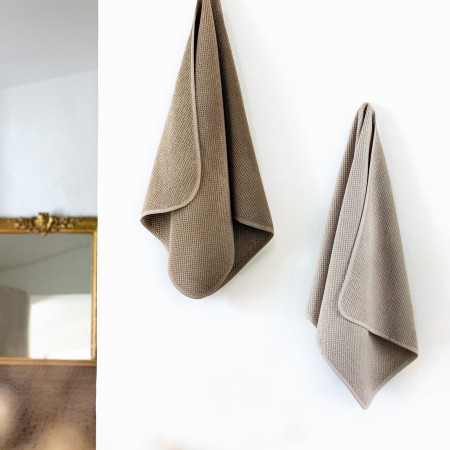 BEE WAFFLE TOWELS